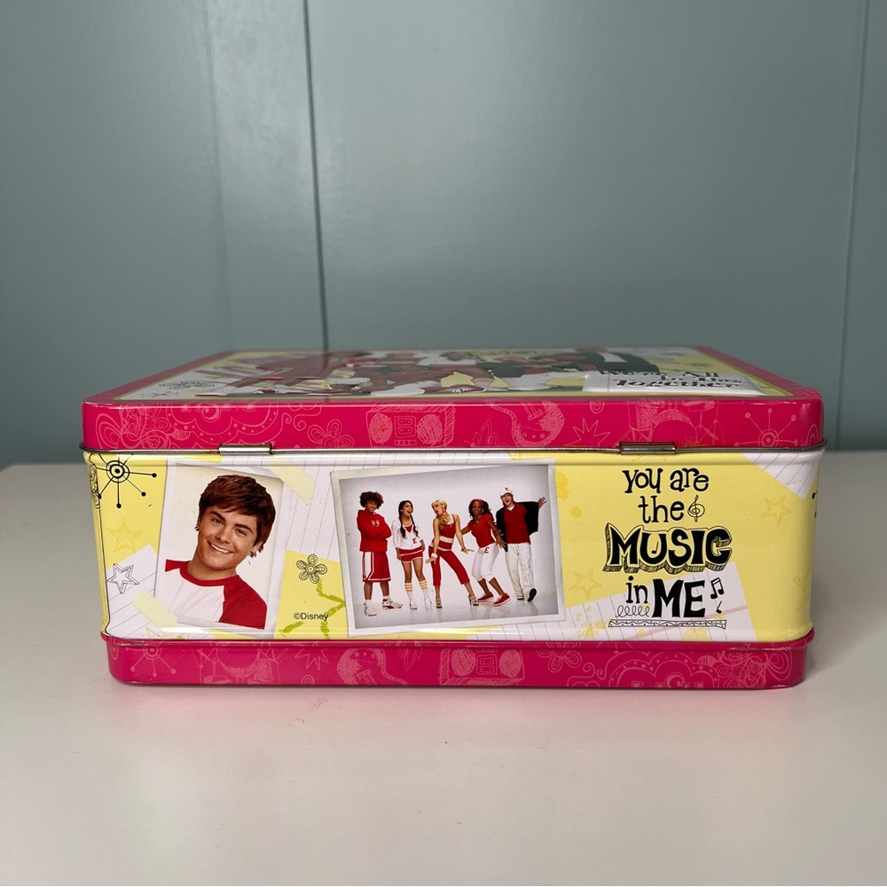 High School Musical Original Vintage Metal Lunch Box. - Picture 5 of 9